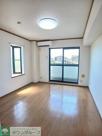 シャルマン・アヴニューの物件内観写真